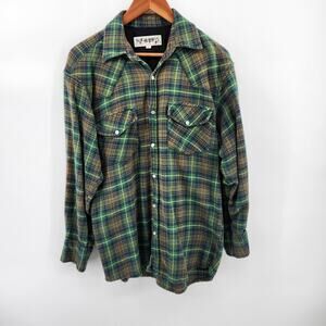 Wilderness Men's Medium Pearl Snap Heavy Flannel Shirt/Shacket Green Plaid